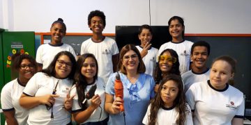Educadora brasileira premiada reforça a urgência de políticas que tornem a carreira docente mais atrativa